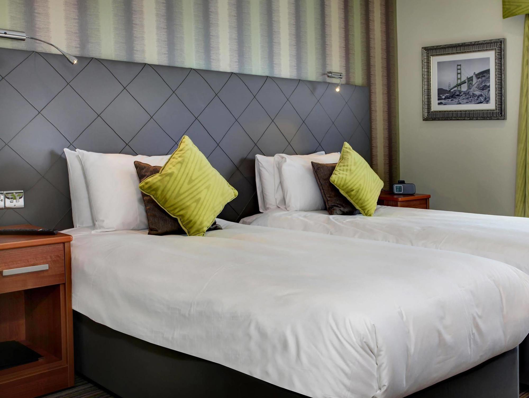Magnolia Park Hotel, Golf & Country Club Boarstall 외부 사진