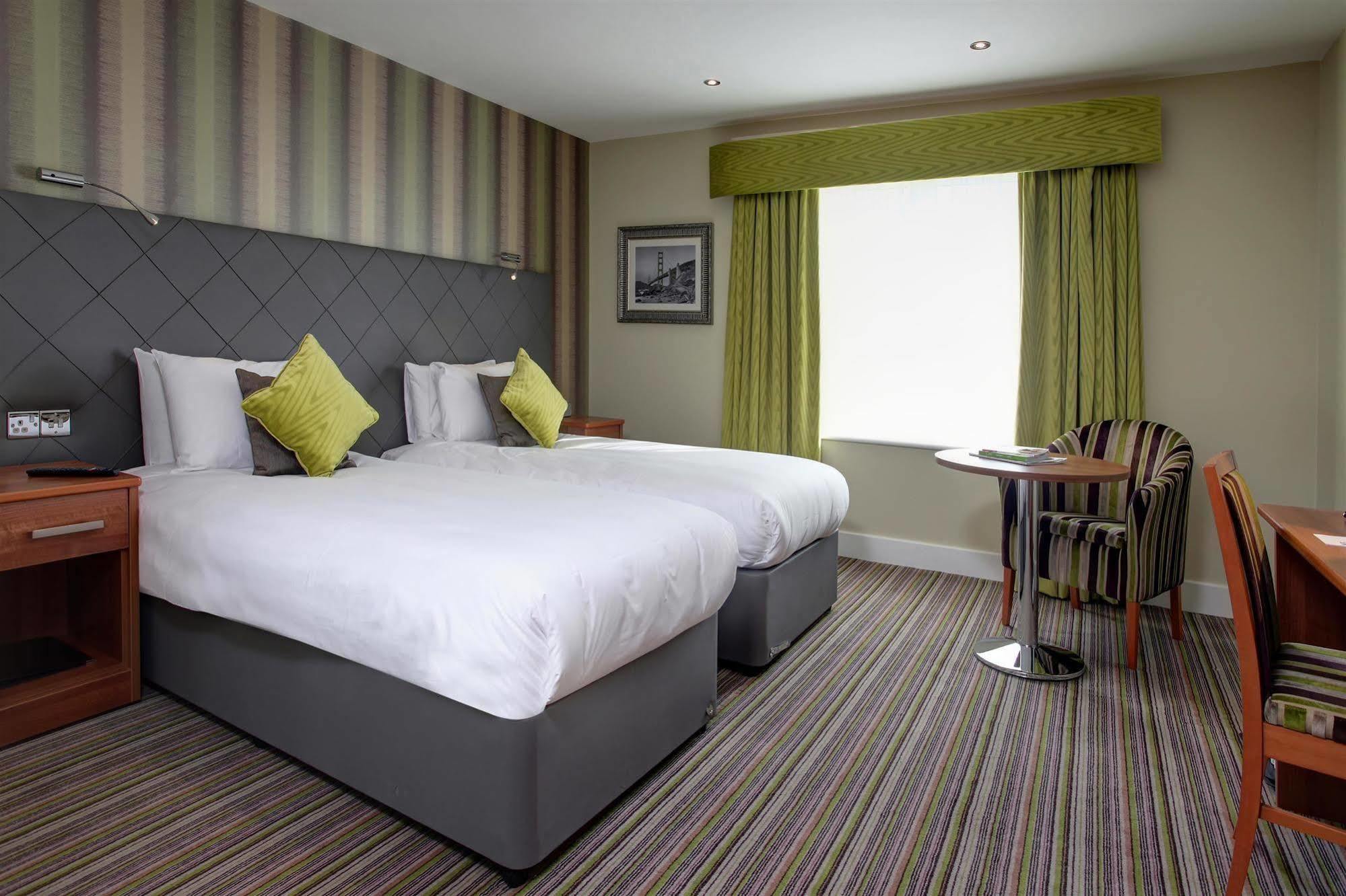 Magnolia Park Hotel, Golf & Country Club Boarstall 외부 사진