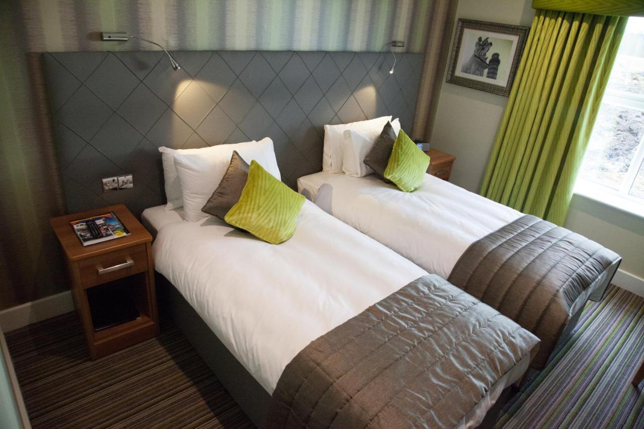 Magnolia Park Hotel, Golf & Country Club Boarstall 외부 사진