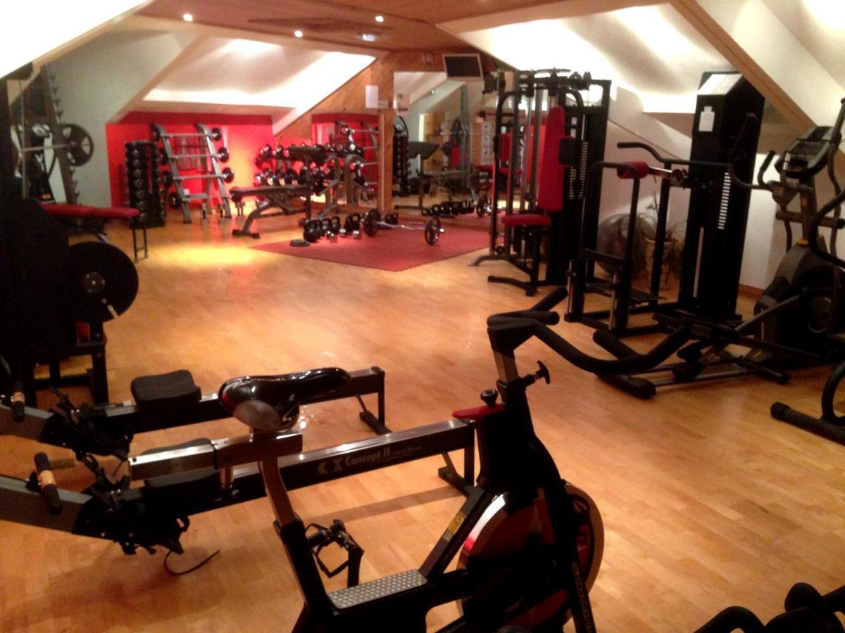 Magnolia Park Hotel, Golf & Country Club Boarstall 외부 사진