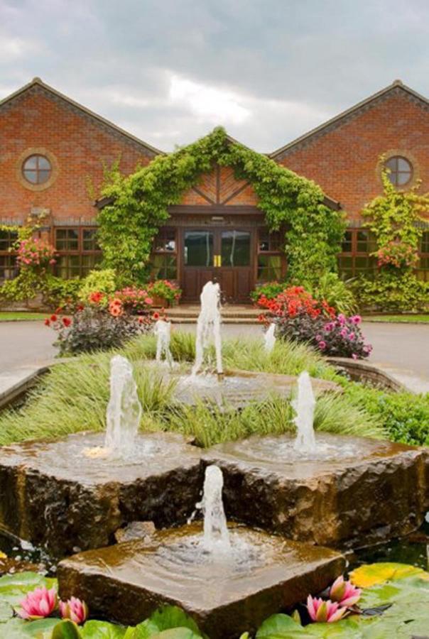 Magnolia Park Hotel, Golf & Country Club Boarstall 외부 사진