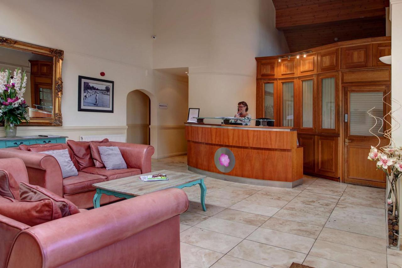 Magnolia Park Hotel, Golf & Country Club Boarstall 외부 사진