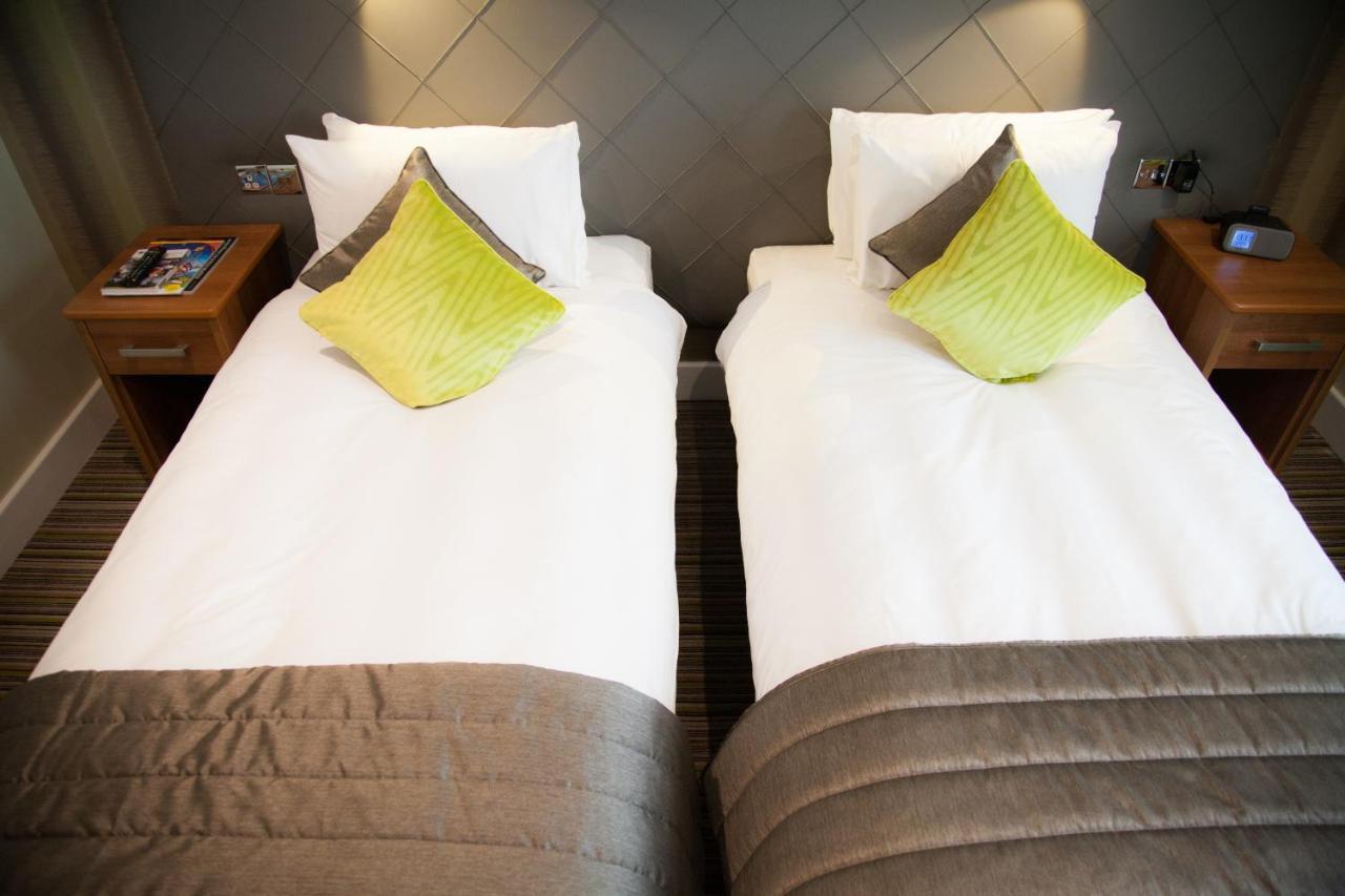 Magnolia Park Hotel, Golf & Country Club Boarstall 외부 사진